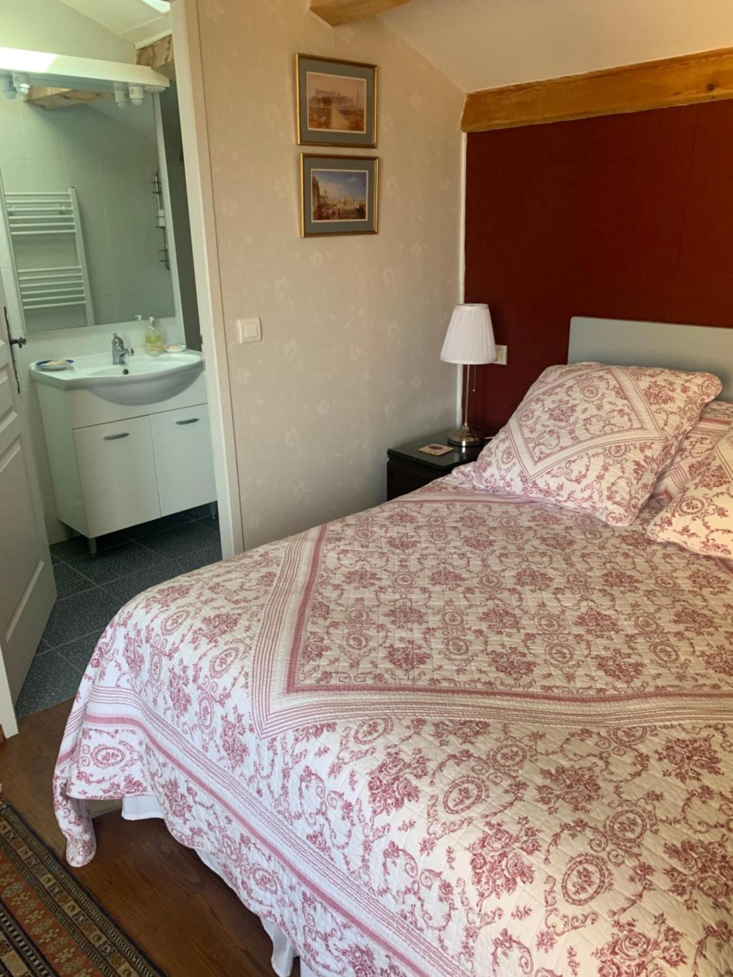 Comfortable Gite Magalas Kültér fotó